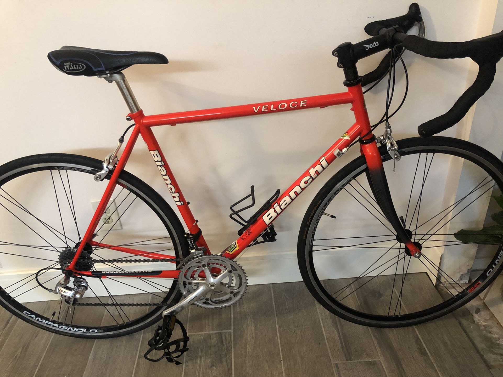 Bianchi Veloce Italian Road Bike Campagnolo Ready/Ride