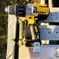 DeWALT  1/2”  Cordless Hammerdrill/Drill Driver (Tool Only) 💥 $120