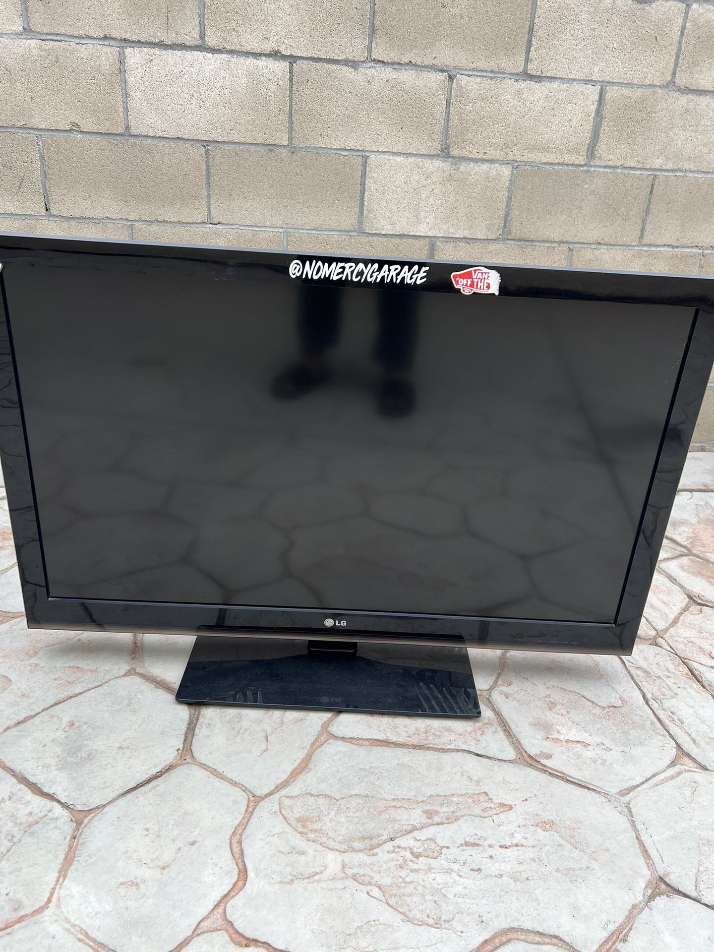 LG TV