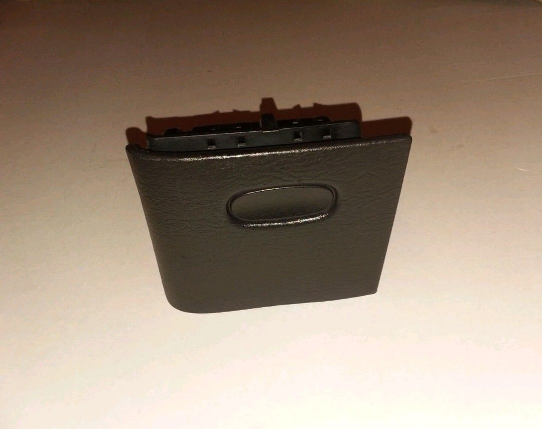 2002-2005 Dodge Ram 1500/2500/3500 Ashtray with Insert Dark Slate OEM