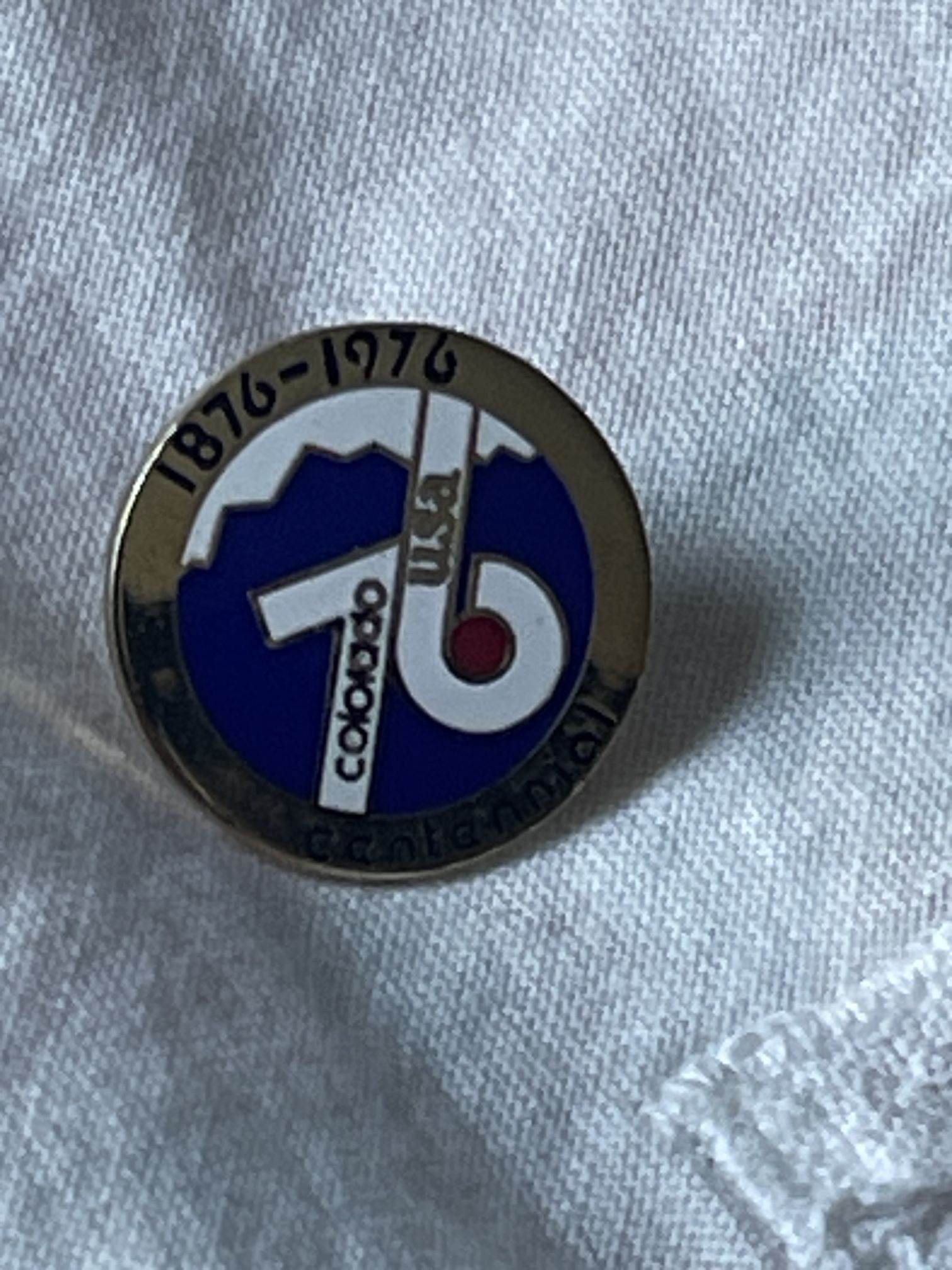 Vintage 1976 Centennial Enamel