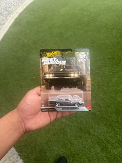 Hot Wheels Fast & Furious 1970 Dodge Charger R/T chase