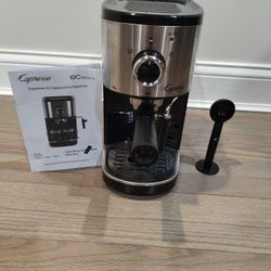 Capresso - Espresso and Cappuccino Maker - Black/Stainless-Steel