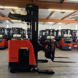 2017 Raymond Reach Truck Forklift