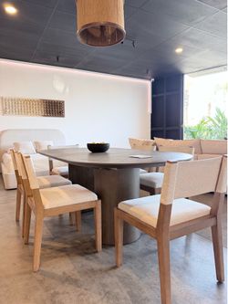 High-End Dining Set — RH Style Oak Table / FREE LOCAL DELIVERY 🚚