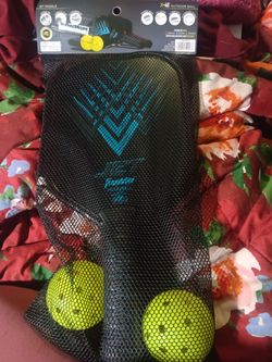 Pickleball paddles