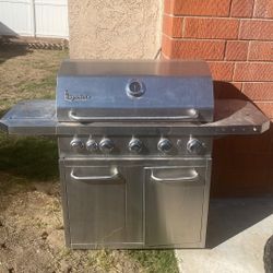 Signateur BBQ Grill