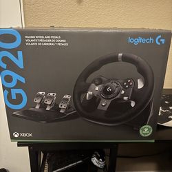 Logitech G920 Driving Force Racing Wheel and Floor Pedals, Real Force Feedback, Stainless Steel Paddle Shifters, Leather Steering Wheel Cover for Xbox