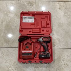 M18 18V Lithium-lon Cordless 1/4 in. Impact Driver Kit with(2) 1.5Ah Batteries, Charger, Hard case