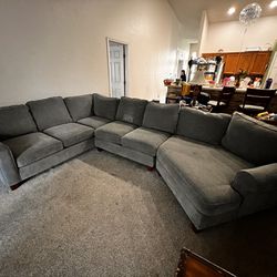 Havertys Sectional Couch