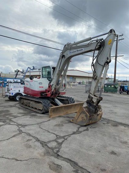Mini Excavator - Takeuchi TB290C