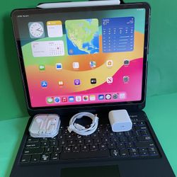 Apple IPad Pro 12.9” 6th Generation (M2 chip / Liquid XDR display/ 2022 ) 128GB with keyboard, pen & Accessories (1TB $1099) 