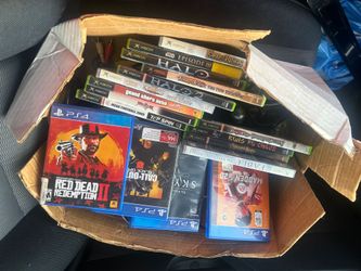 Mixed Lot of Original Xbox console, PS2 console, 20 Xbox and PS4 Video Games