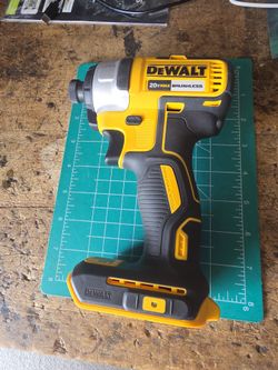 DEWALT 20V Max Brushless Impact Driver Tool only