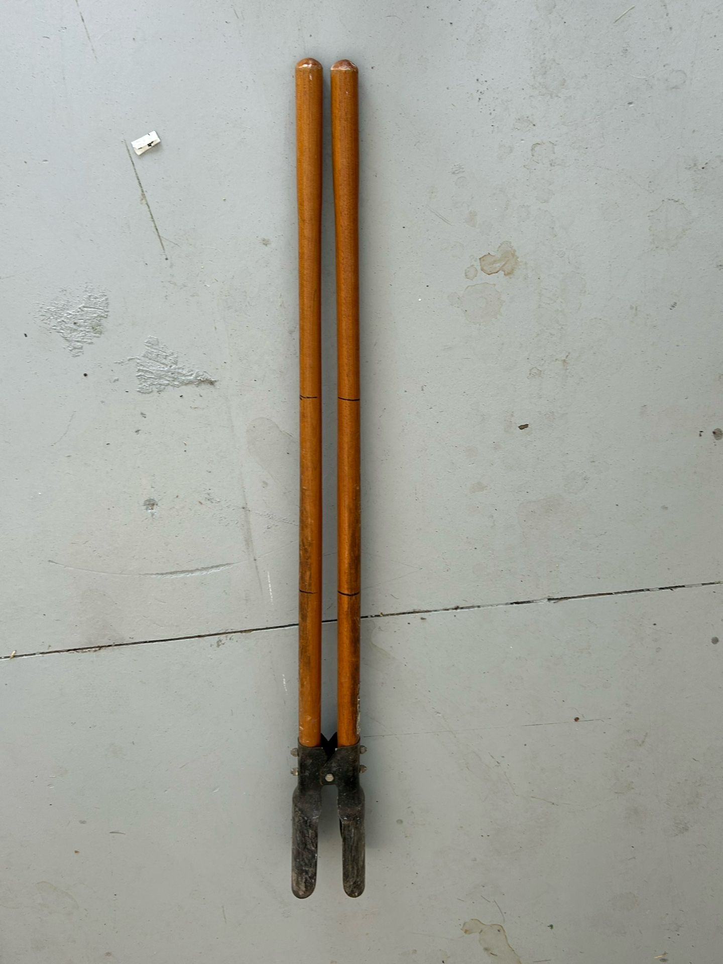 Post Hole Digger / Shovel