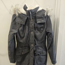 Hollister Faux Fur Parka Women's Coat 