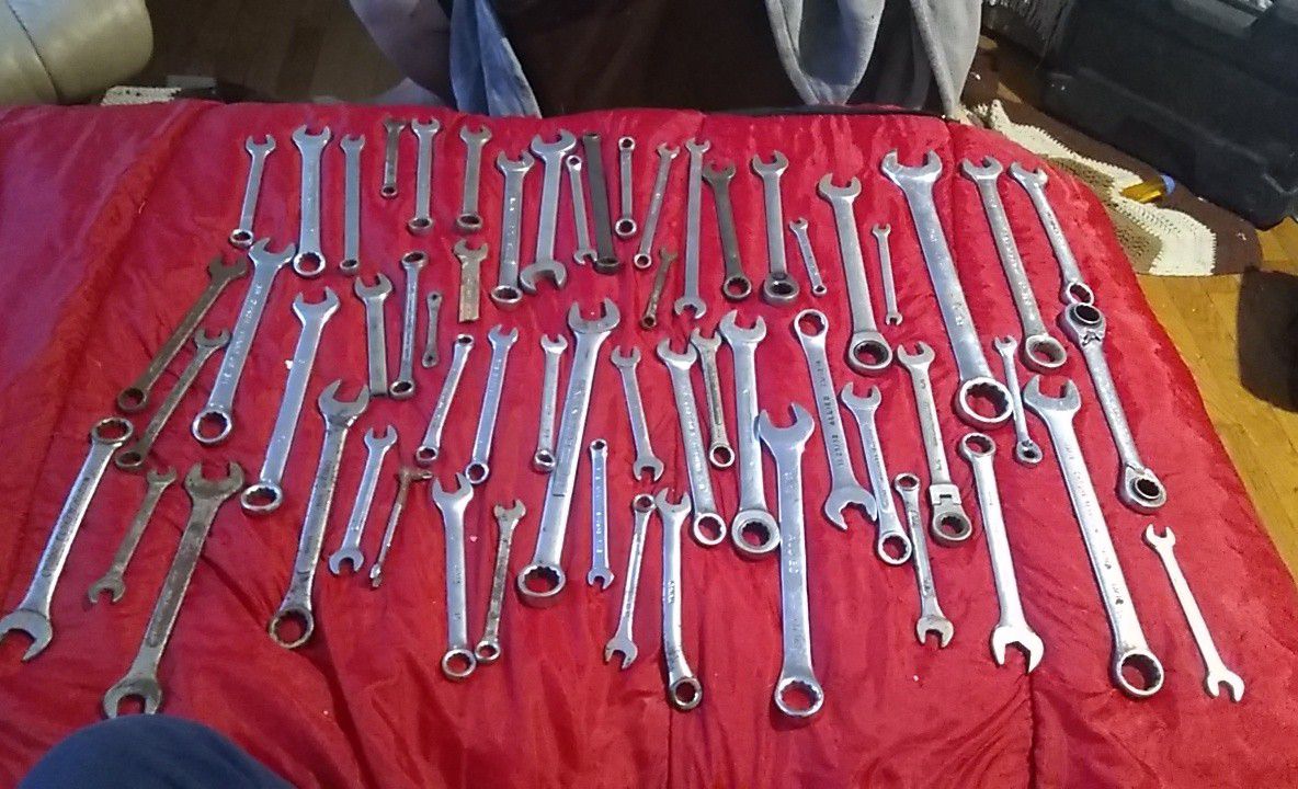 End wrenches