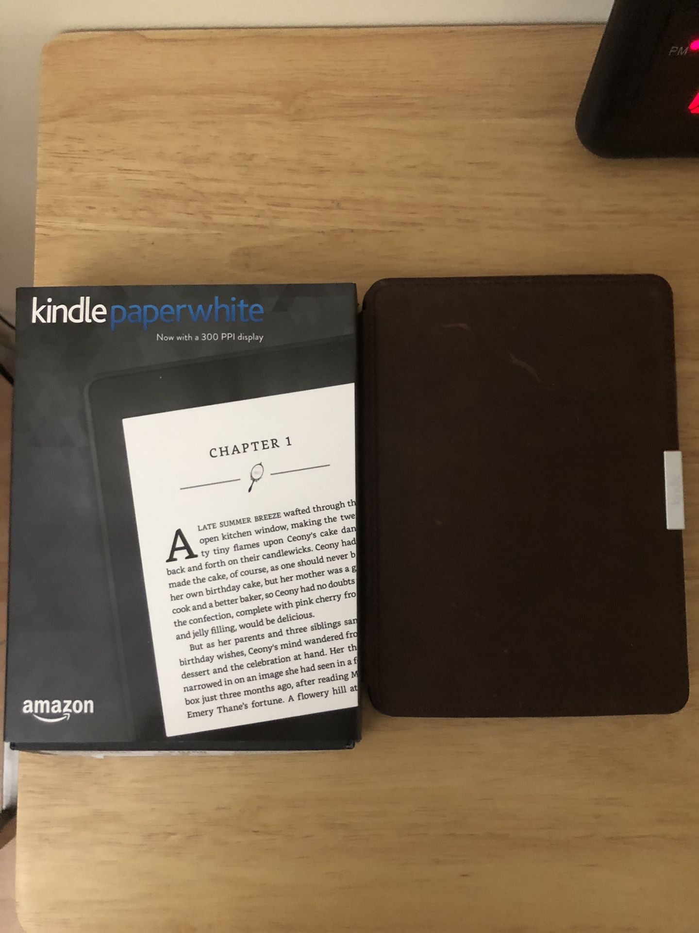 Amazon Kindle Paperwhite 7th Generation Bundle