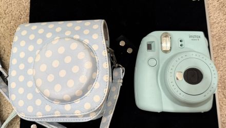 Instax Mini 9 Ice Blue with carry case
