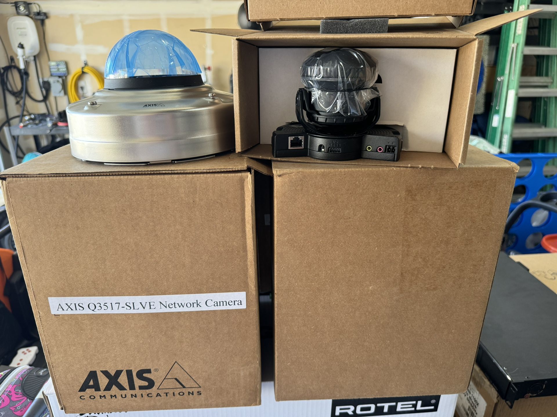 Axis Dome Camera Q3517-SLVE
