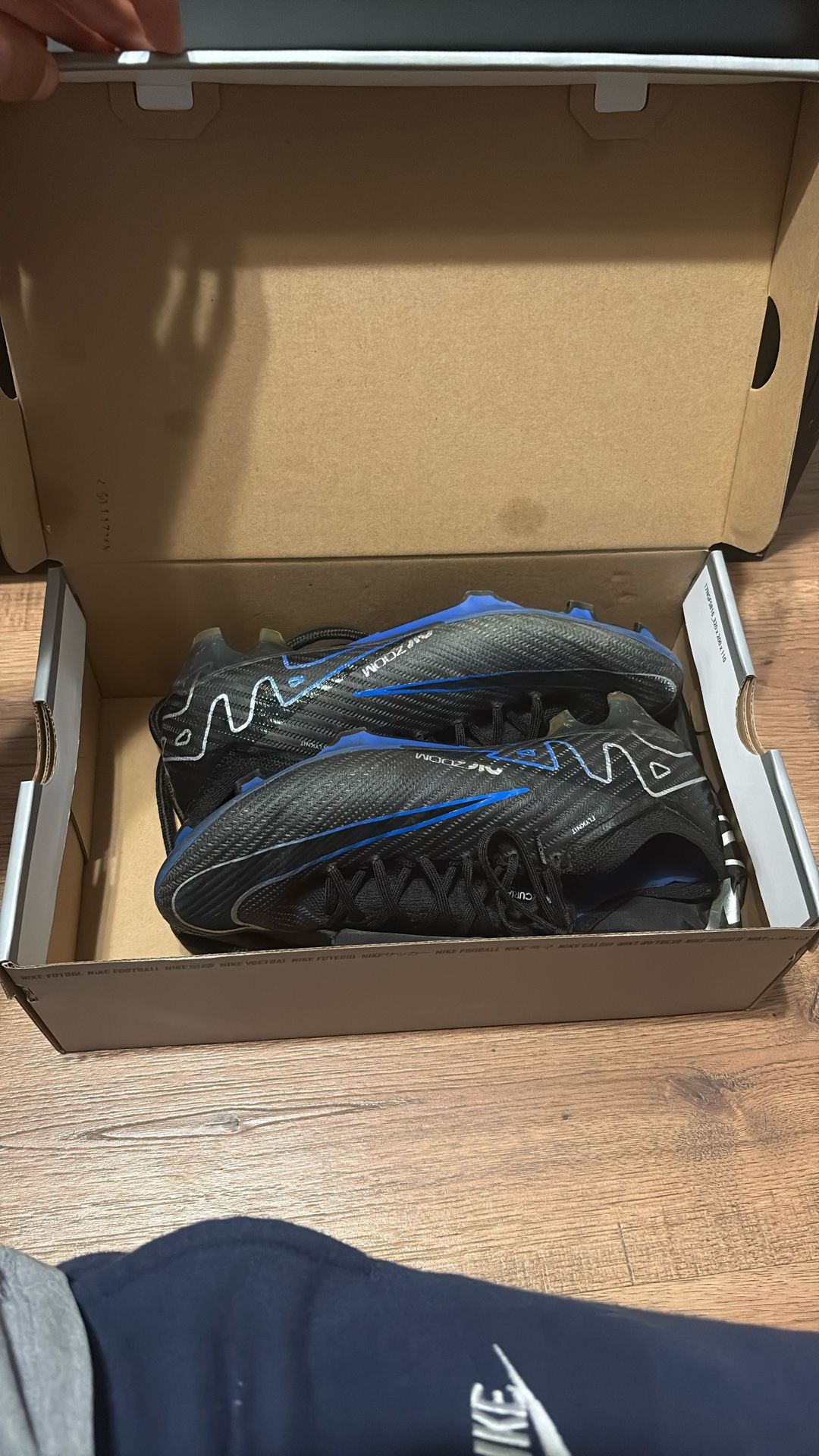 Nike Mercurial Vapor 15 Size 8 Mens