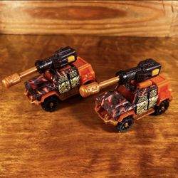 ZURU 5 SURPRISE VOLCANO DINO STRIKE DINOSAURS Combat Jeep Lot of 2
