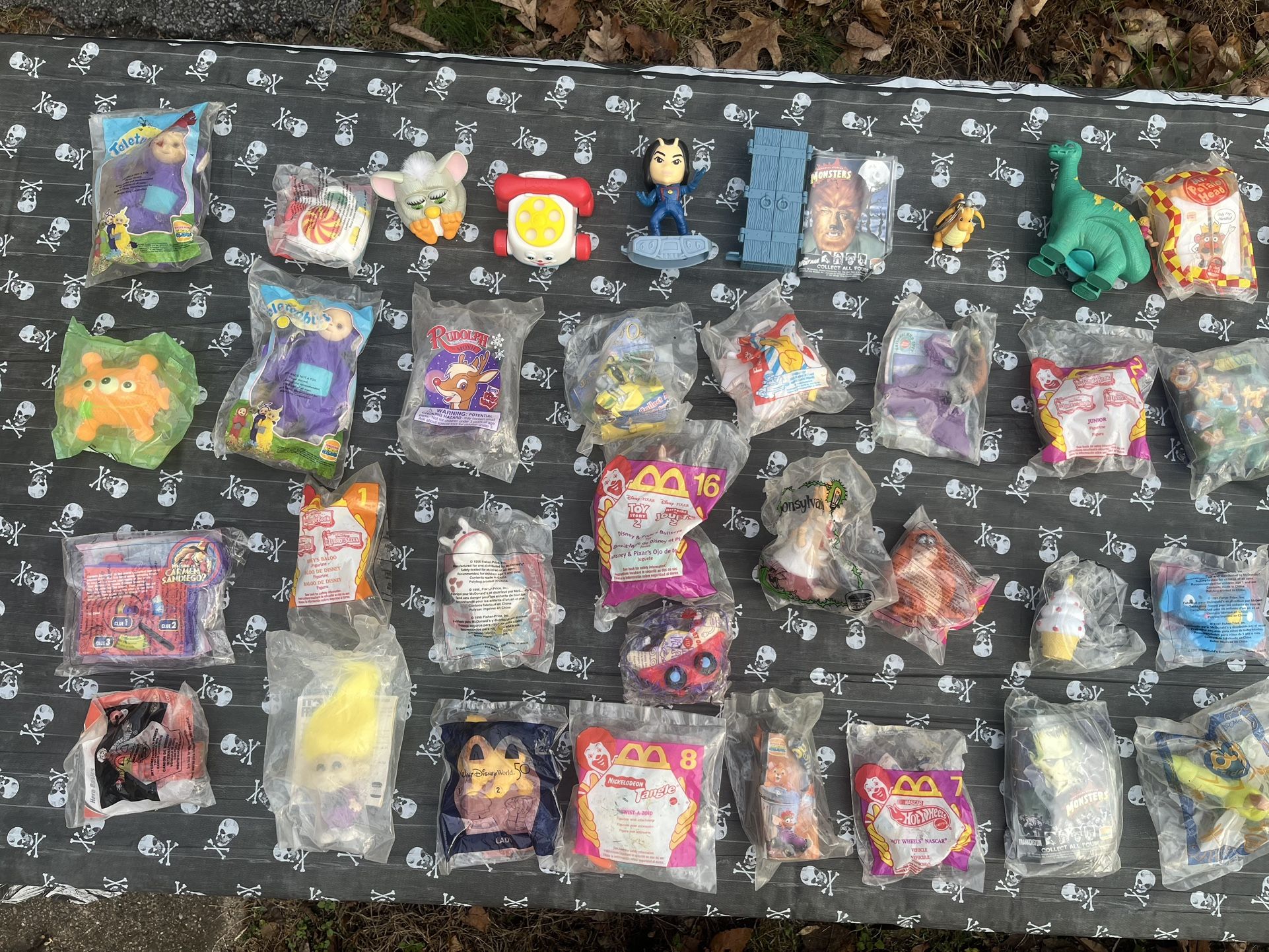 Happy Meal Toys 90s–00s McDonald’s BK Wendy’s DQ Sealed and Unsealed. Includes Pokémon Keychain Toy - 47 Items Total