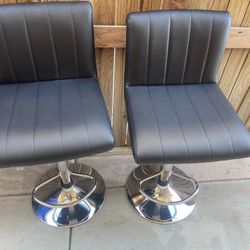 Bar Stools Both For 50 Dollars 
