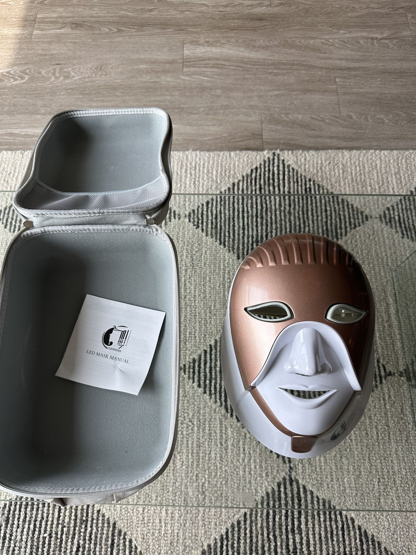 Cleopatra LED light Mask