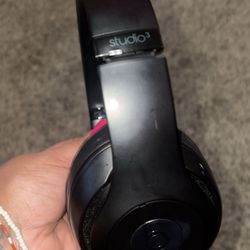 Beats Studio 3