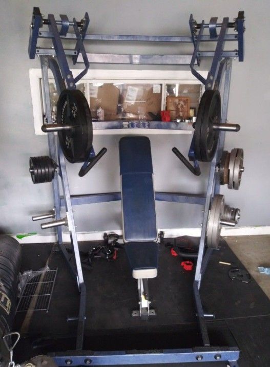 Jammer Unit Hammer Strength Converted To Incline Bench 