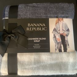 BANANA REPUBLIC Women's Cashmere Blend Wrap Poncho, Brand New! 