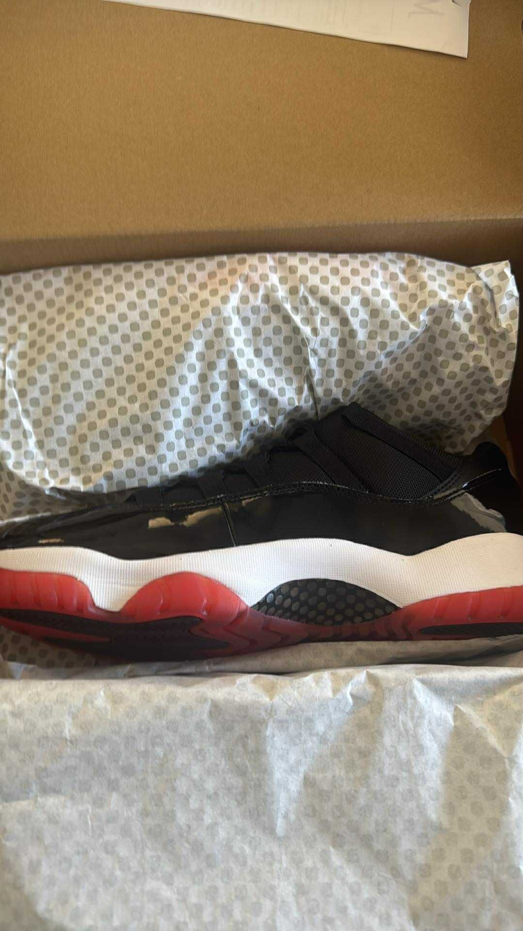 Jordan 11 Low Size 10.5M