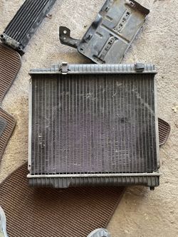 Mercedes W123 Turbo Diesel Radiator