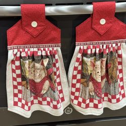 New Pair Of Hanging Kitchen Pig Piglet Farmer Towels