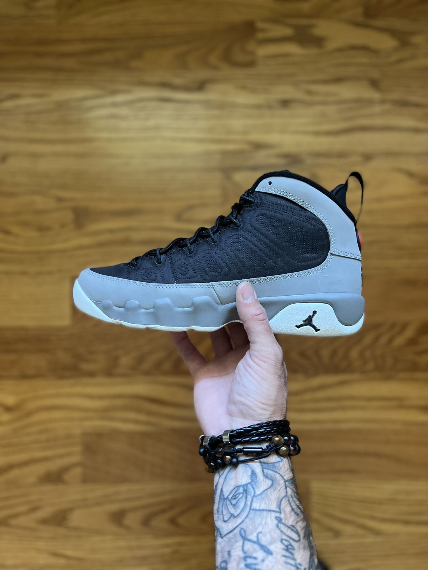 Particle Grey New Retro 9s Jordan Retro Particle Grey Sz 7Y