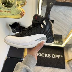 Air Jordan 12 “Playoffs” – Size 9