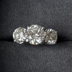 3 Stone Diamond Ring