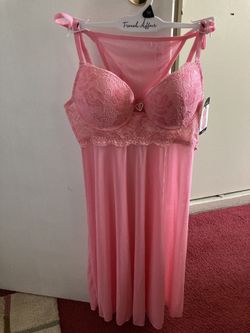 Great For Your Love 🎄🎉💕Beautiful  Pink Babydoll New (M)