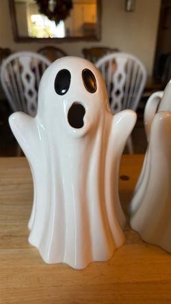 Ghost pitchers