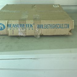 Two Weight Scales. New Weight max W-4830 and Used Measuretek