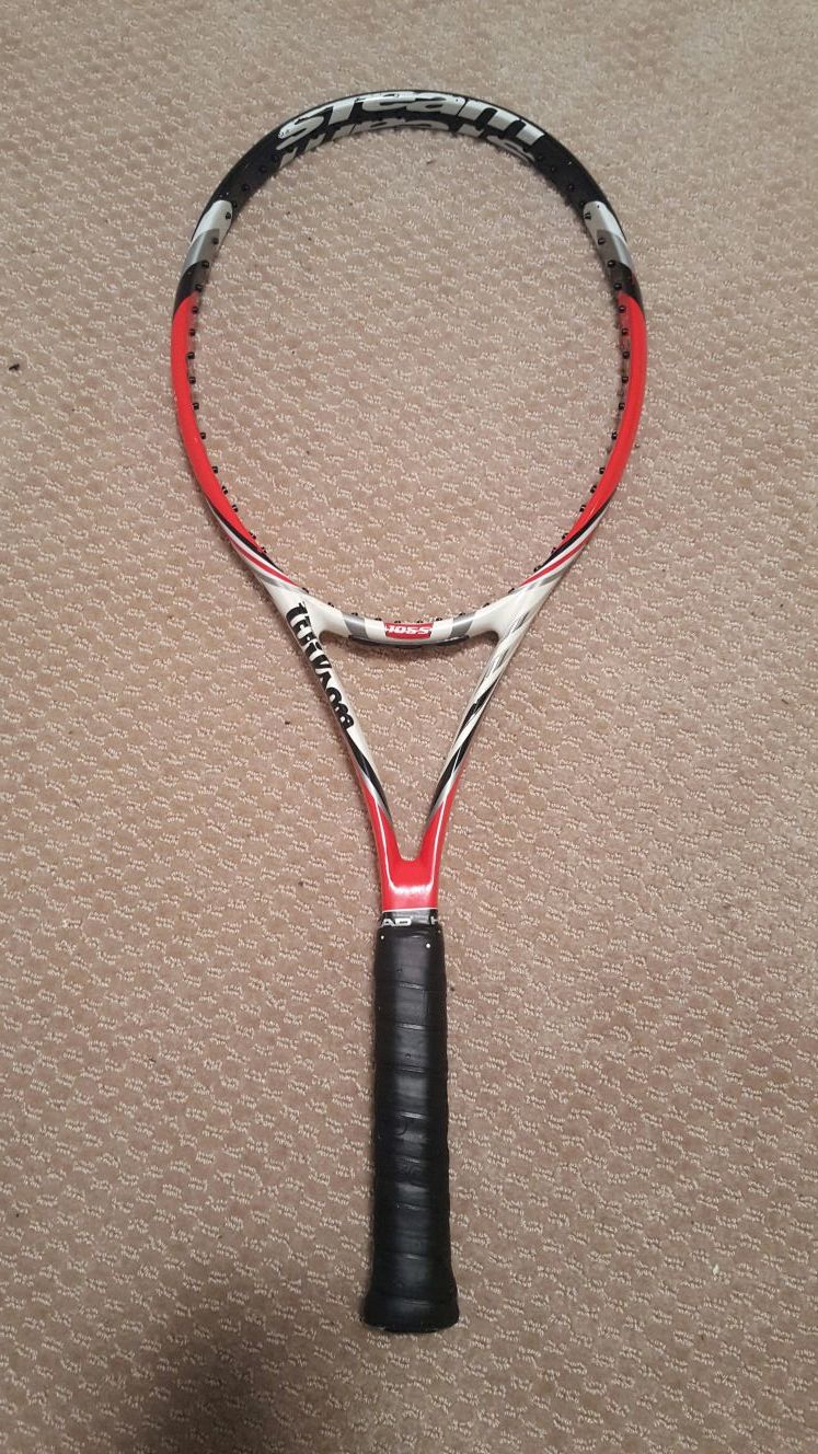 Wilson 105S tennis racket