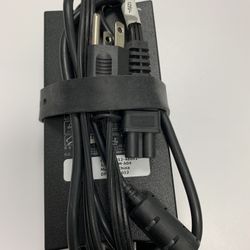 Dell AC/DC Adapter Model #: DA130PE1-00 100-240V In Excellent Condition 