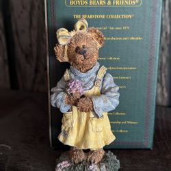 Boyd's Collectible "Yours Truly"