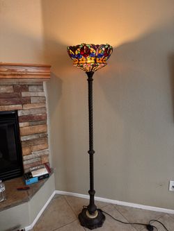 Tiffany Style Lamp