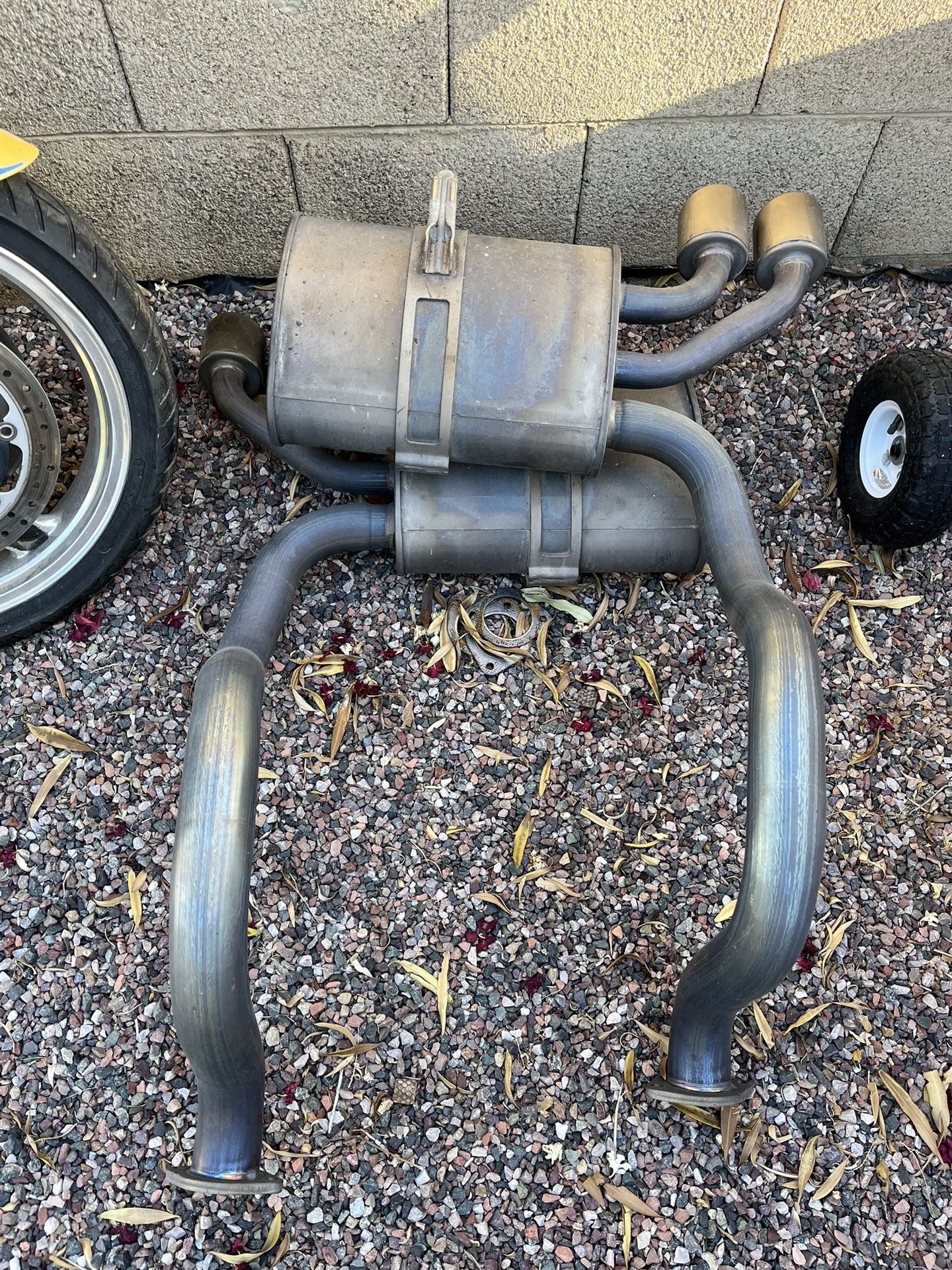 2004 C5 Z06 Corvette Stock Exhaust Perfect Condition