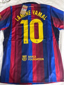 Barcelona Lamine Yamal jersey
