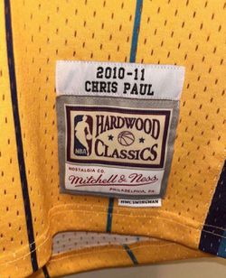  Mitchell & Ness Chris Paul New Orleans Hornets Yellow