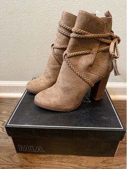 MIA Boots
