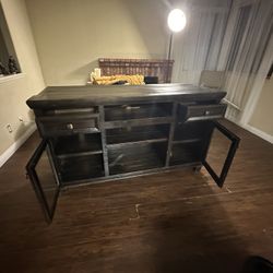 Tv Entertainment Center / Credenza 